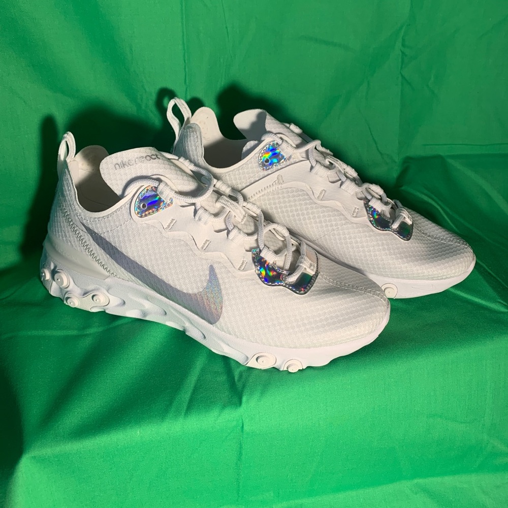 New Nike women’s react element 55